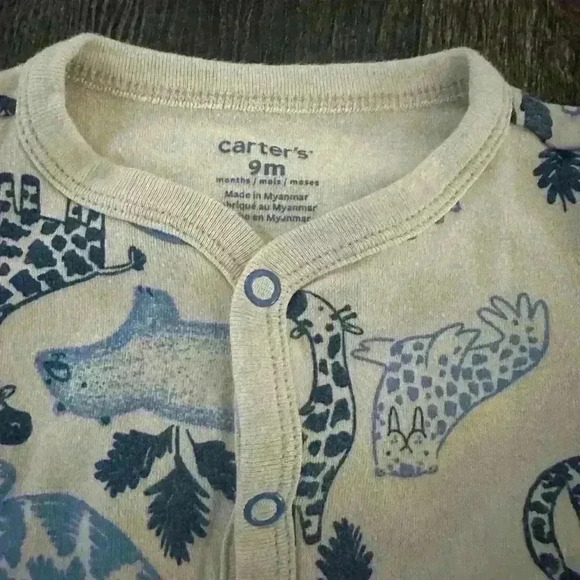 Carters sleep and play. - Picture 2 of 3